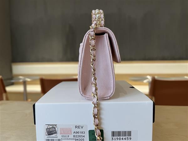 2026131222327904 530